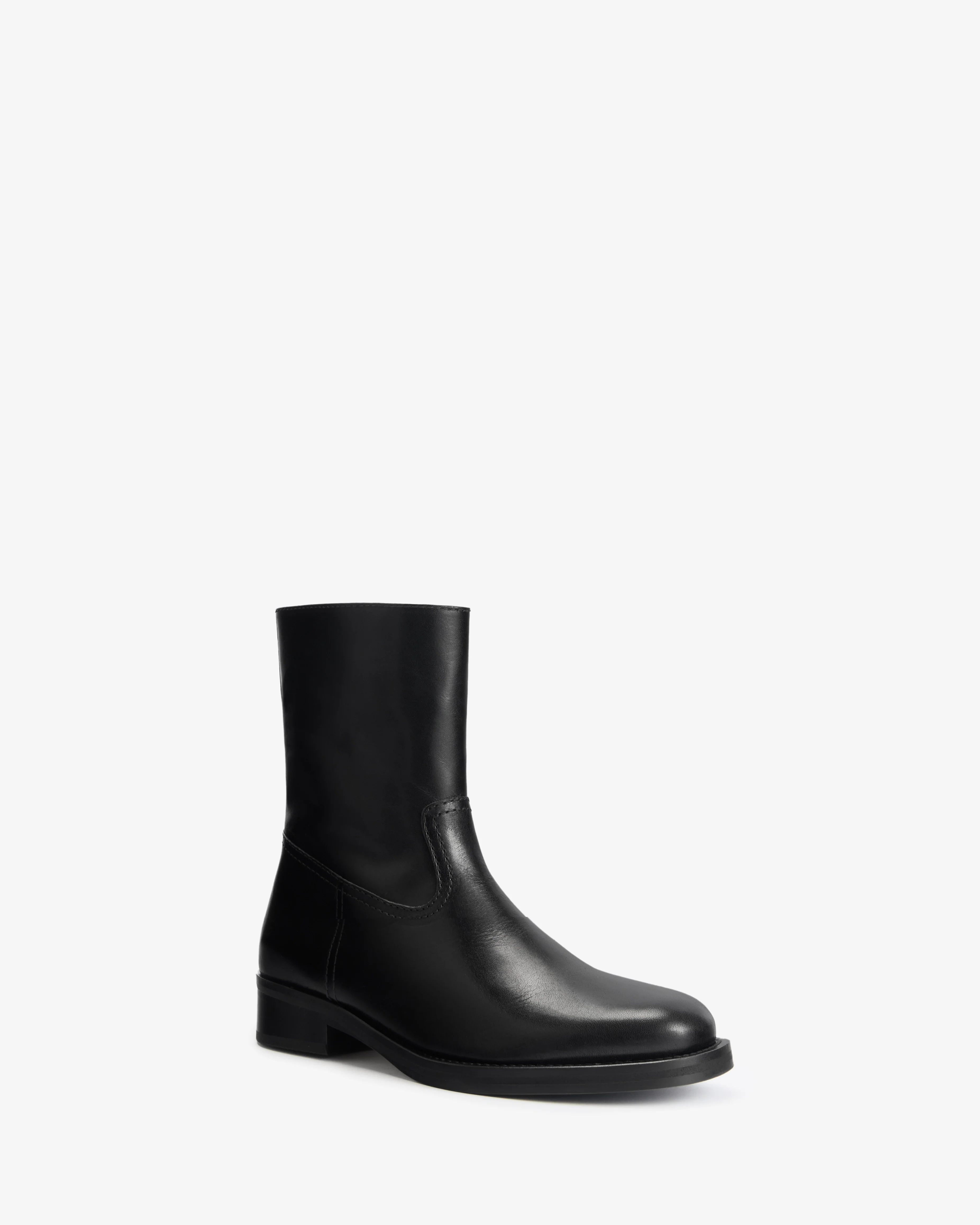 Daryl Ankle Boot in Black Leather - Image 2