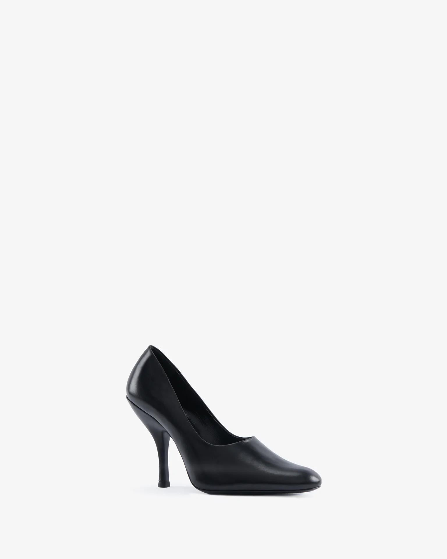 Date Pump Black Leather - Image 3