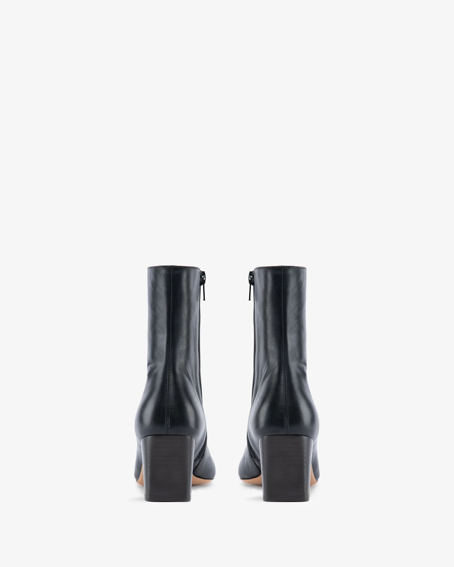 rook ankle boot in black leather - Image 4