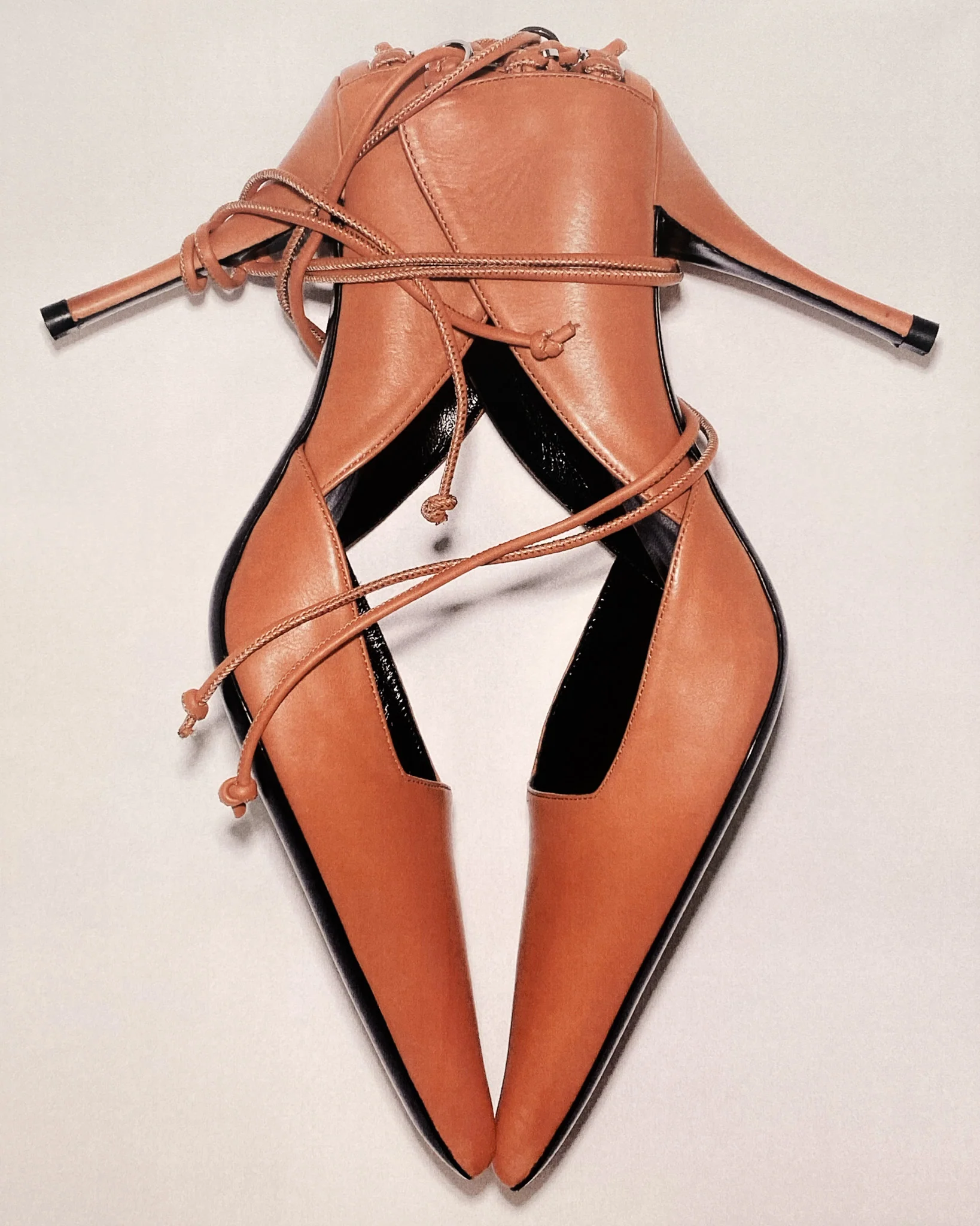 Scoop Pump Apricot Leather - Image 3